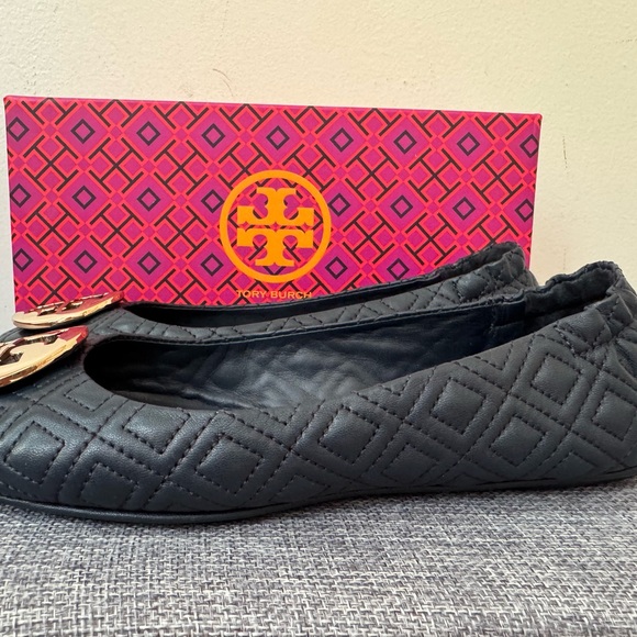 Tory Burch Ink Navy Blue Quilted Minnie Leather Flats - Picture 4 of 9